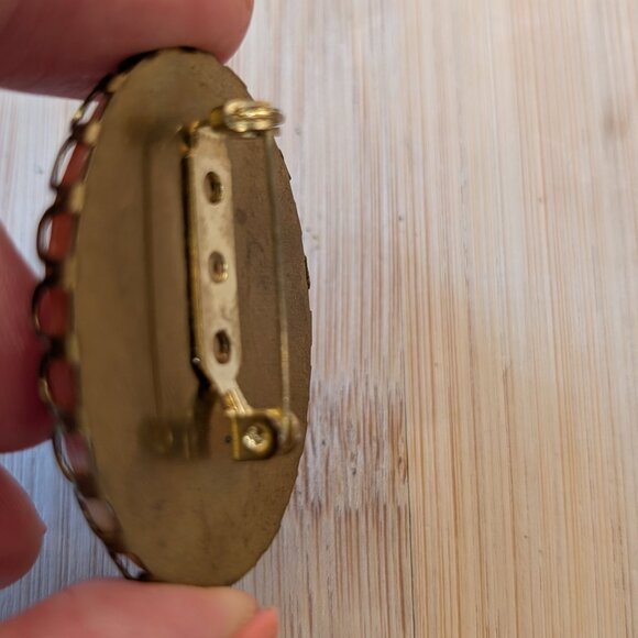 Vintage Historical Victorian Brooch - Picture 6 of 8